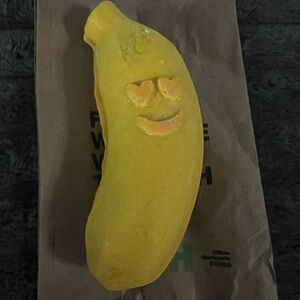 Lush Bananas For You Bubbleroon Brand New Discontinued